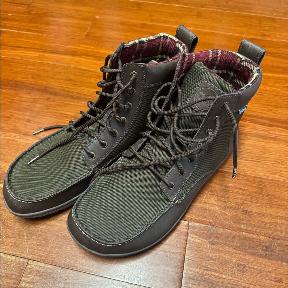 Boulder boot nylon (women’s or men’s)